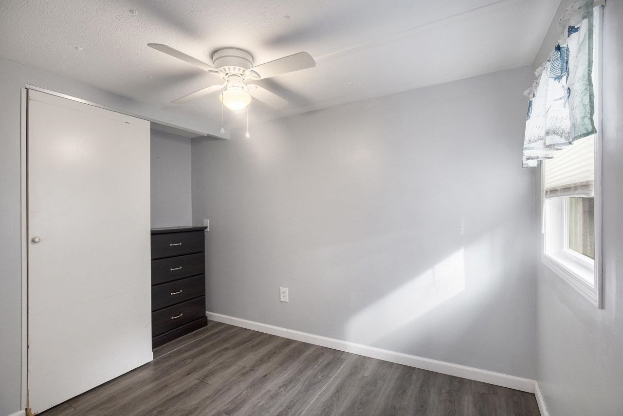 9700 Kings Rd. Photo 15