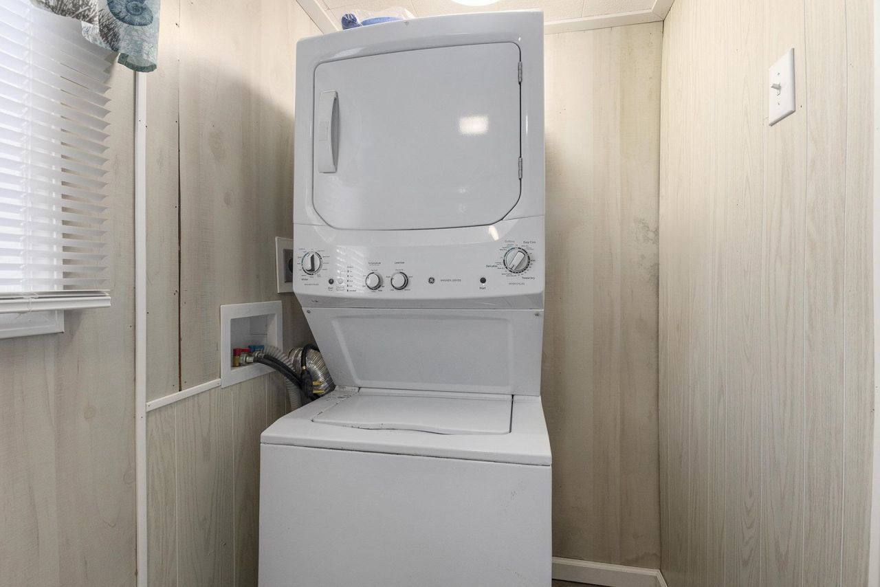 9700 Kings Rd. Photo 17