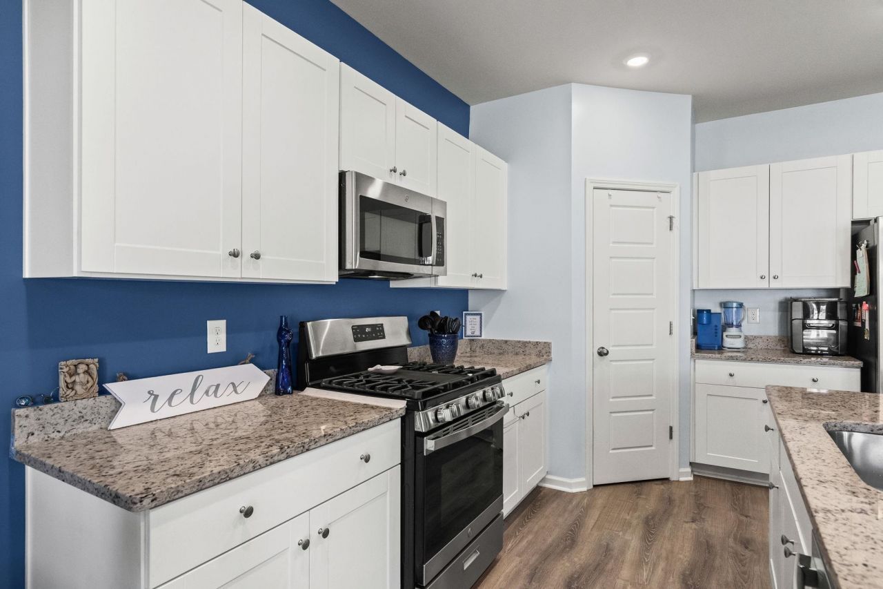 172 Fox Rae Dr. Photo 14