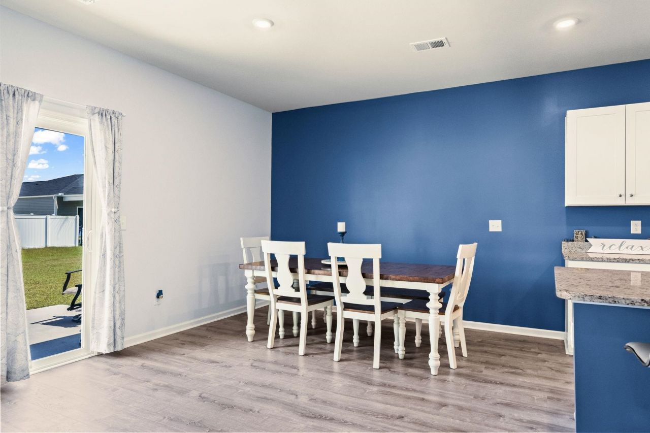 172 Fox Rae Dr. Photo 17