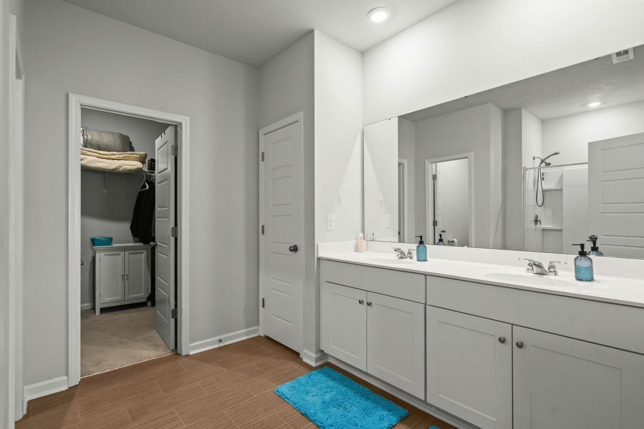 172 Fox Rae Dr. Photo 26