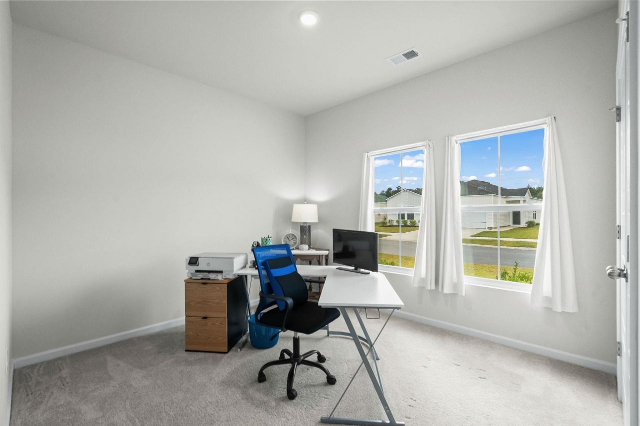 172 Fox Rae Dr. Photo 29