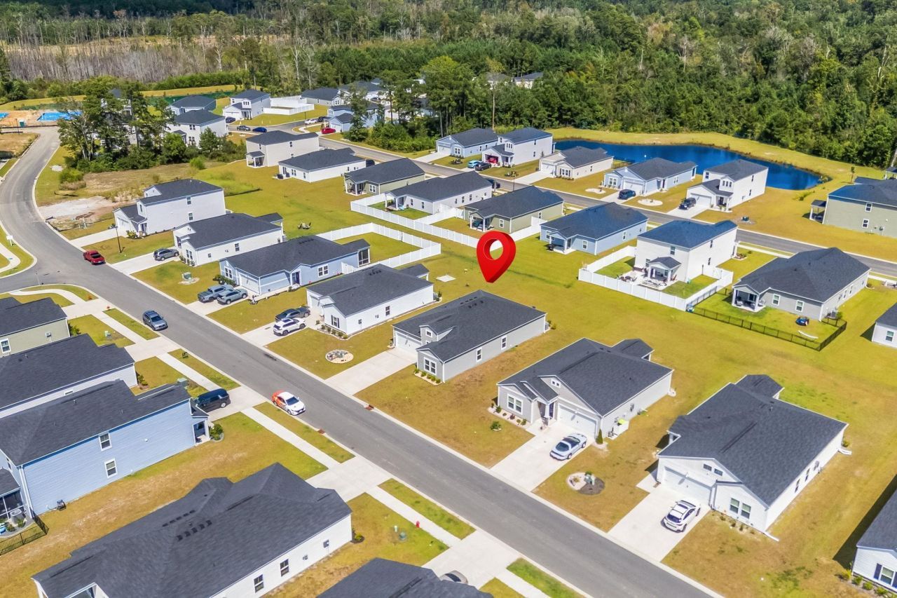 172 Fox Rae Dr. Photo 35