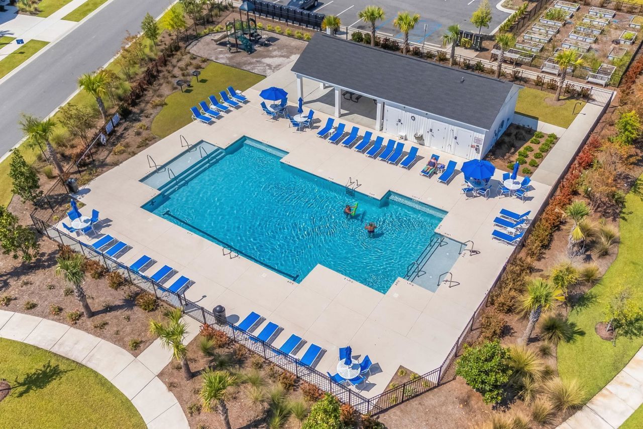 172 Fox Rae Dr. Photo 39