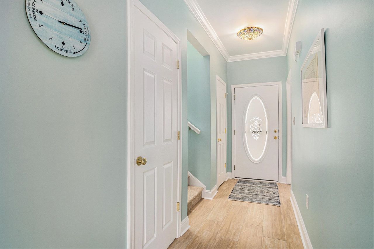 511 Colonial Trace Dr. Photo 3