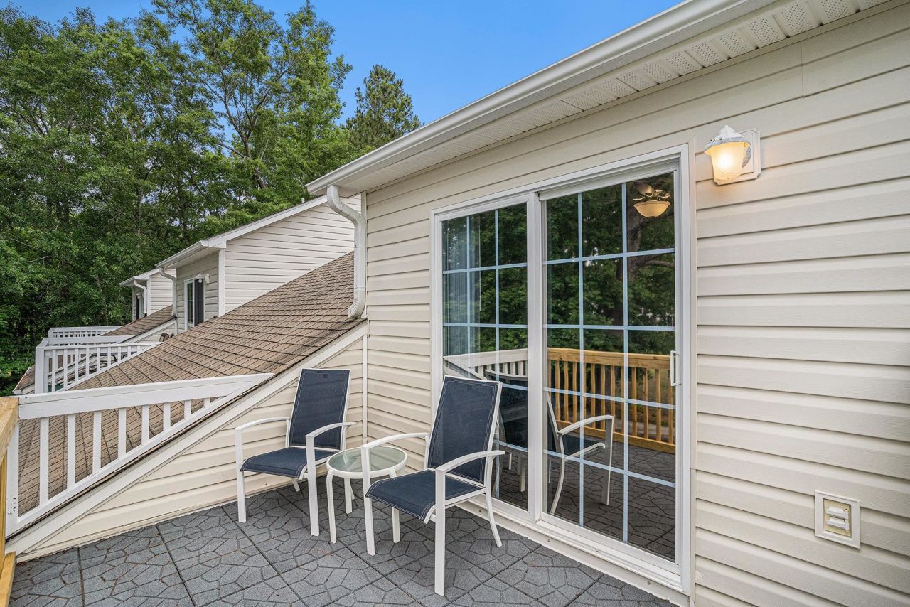 511 Colonial Trace Dr. Photo 32