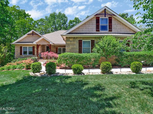 36 Kingsbridge Lane, Crossville, TN 38558