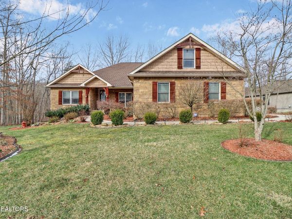 36 Kingsbridge Lane, Crossville, TN 38558