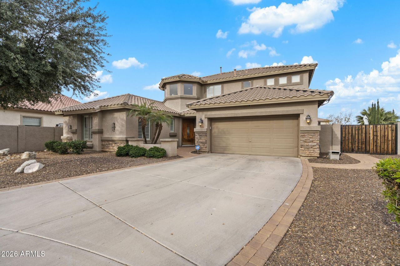 6732 S Fawn Avenue, Gilbert, AZ 85298 Main Photo