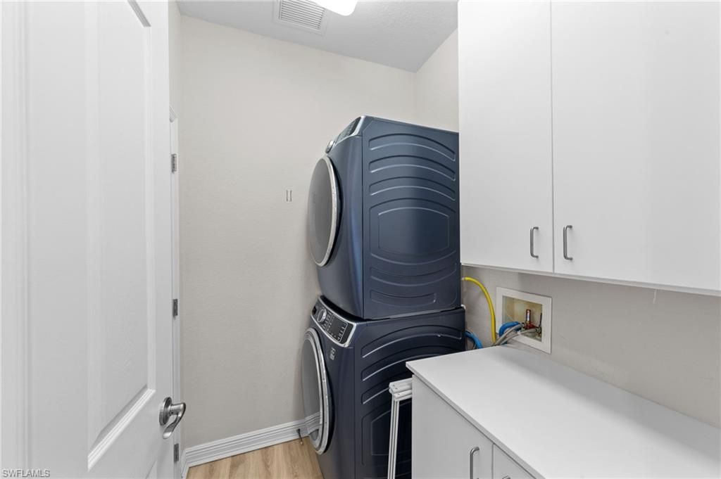 9402 La Bianco St, Estero, FL 33967 Photo