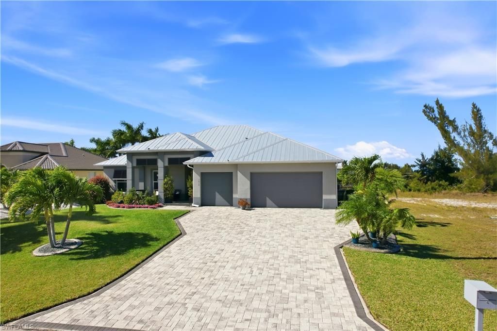 1616 Old Burnt Store Rd N, Cape Coral, FL 33993 Photo