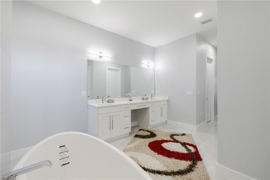 2719 SW 21st Ave, Cape Coral, FL 33914 Photo