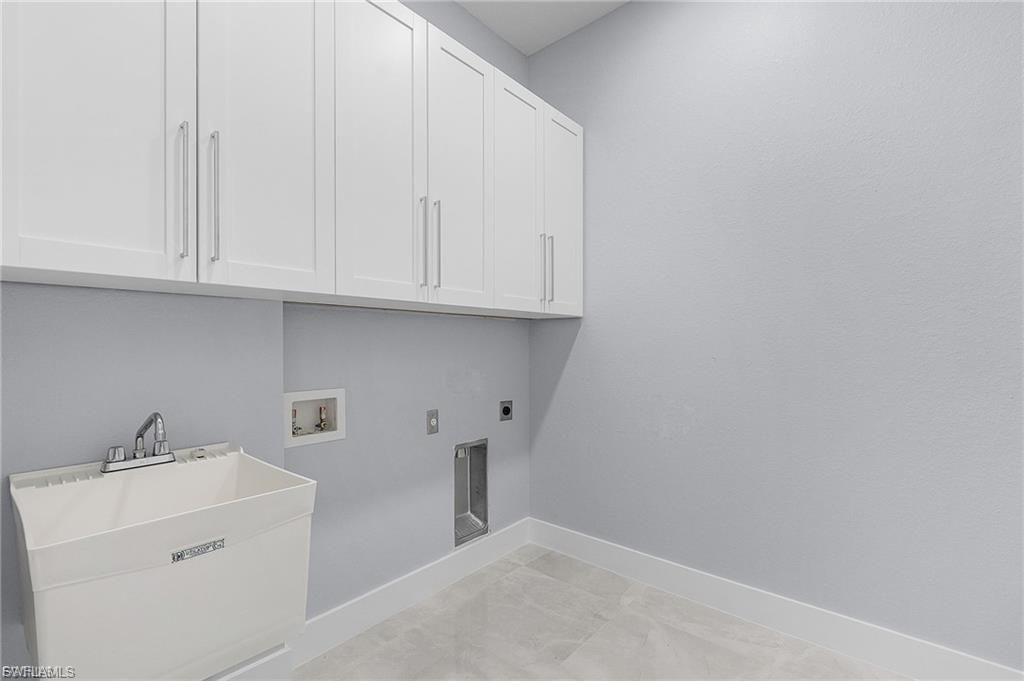 2719 SW 21st Ave, Cape Coral, FL 33914 Photo