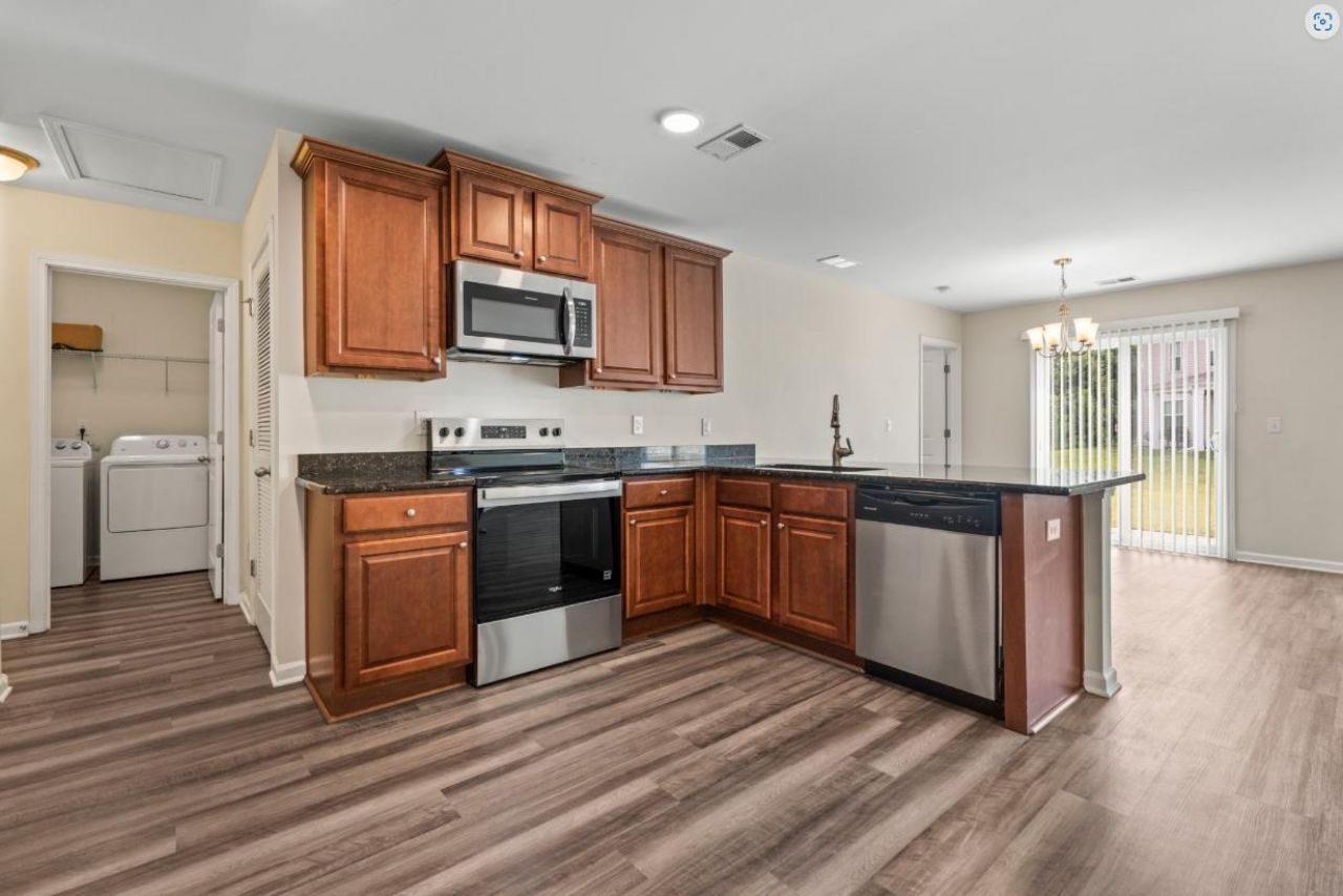 3151 Holly Loop Photo 10