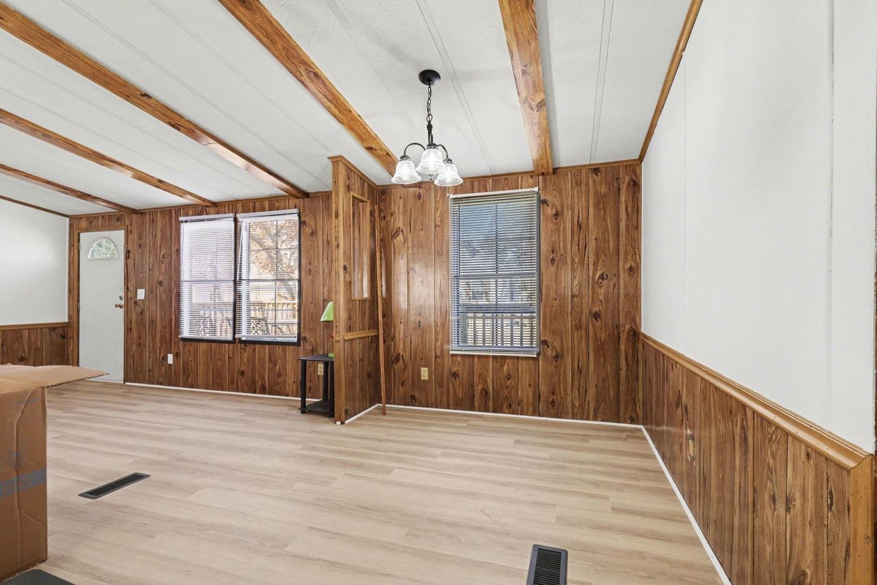 1529 Virgo Ln. Photo 13