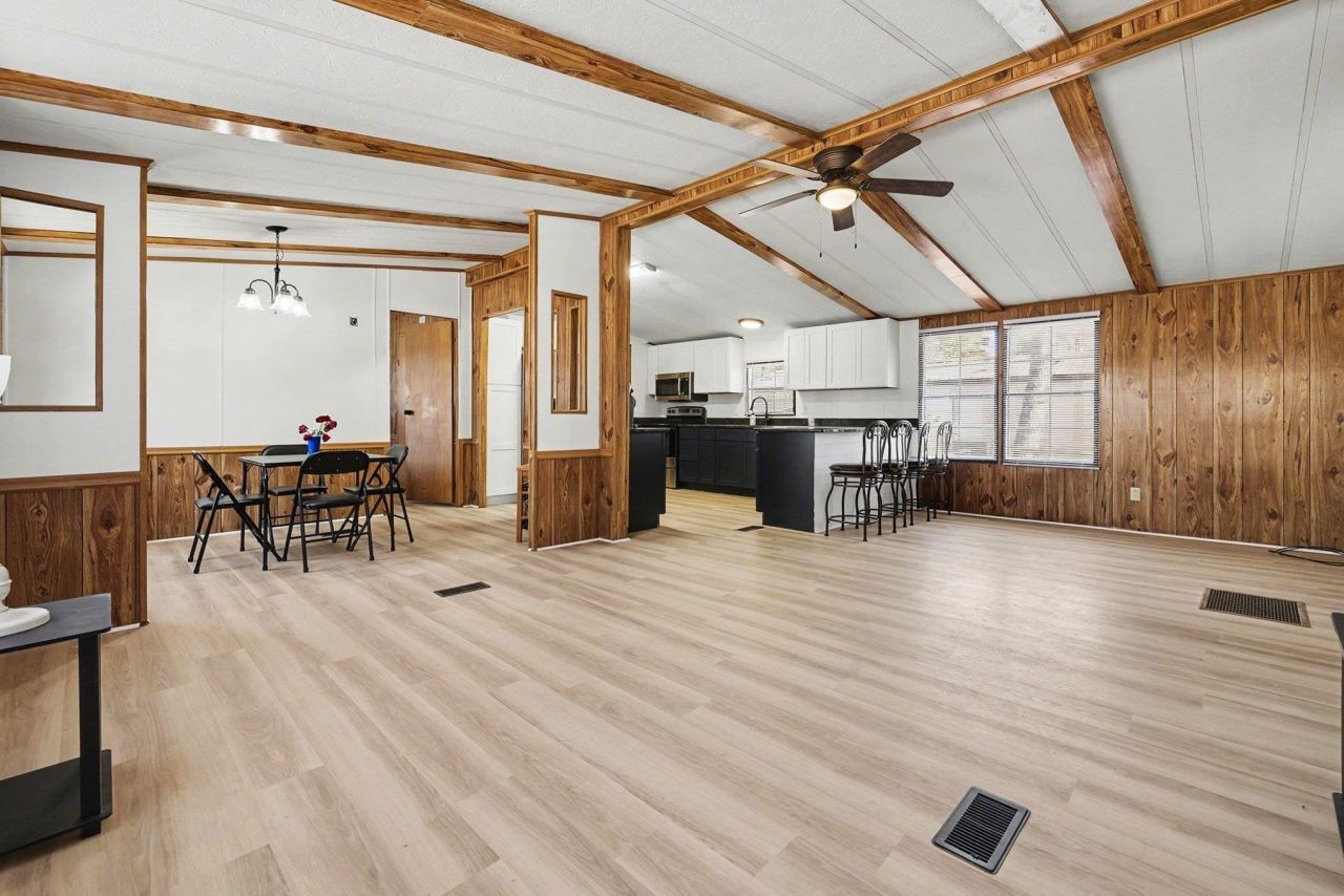 1529 Virgo Ln. Photo 15