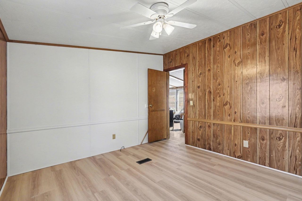 1529 Virgo Ln. Photo 26