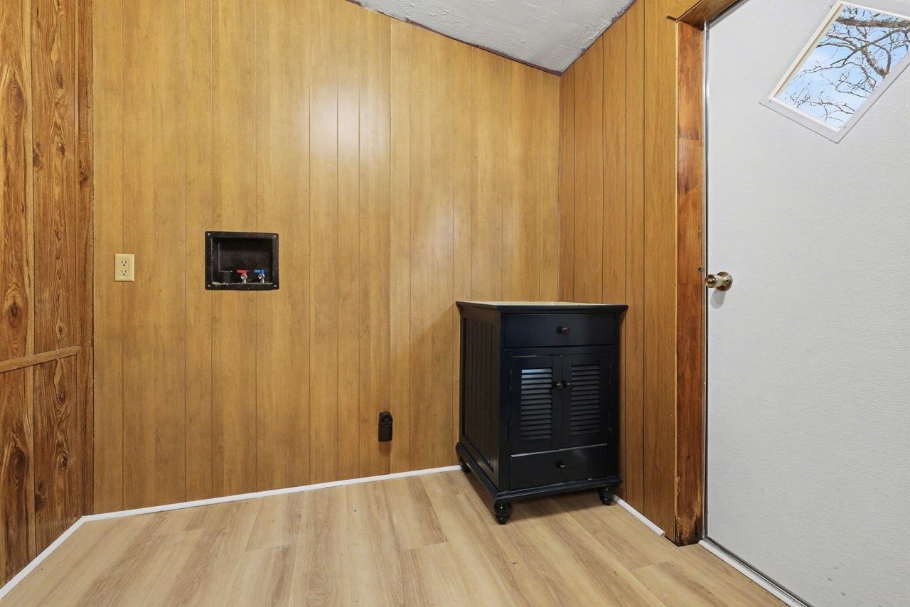 1529 Virgo Ln. Photo 30