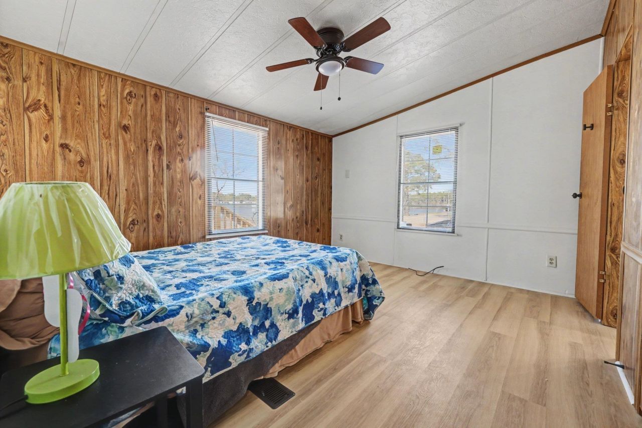 1529 Virgo Ln. Photo 32