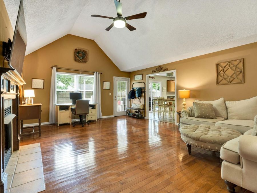 Property Image 15