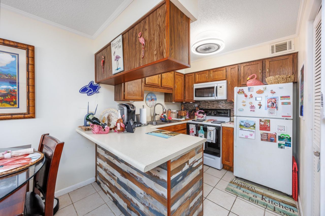 517 S Ocean Blvd. Photo 9