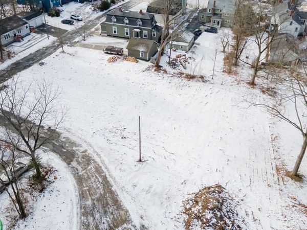 46 Auburn Pl, Athol, MA 01364