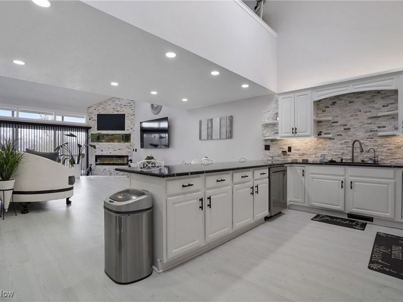 155 Waterford Way, Tallmadge, OH 44278 Photo 13