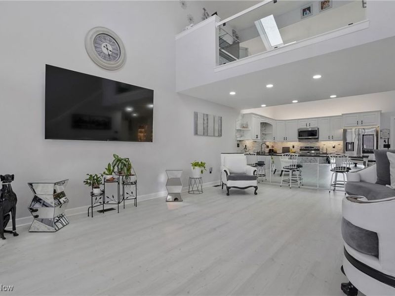 155 Waterford Way, Tallmadge, OH 44278 Photo 8