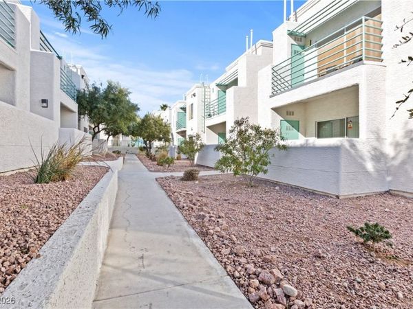 7100 Pirates Cove Road, Unit 1042, Las Vegas, NV 89145