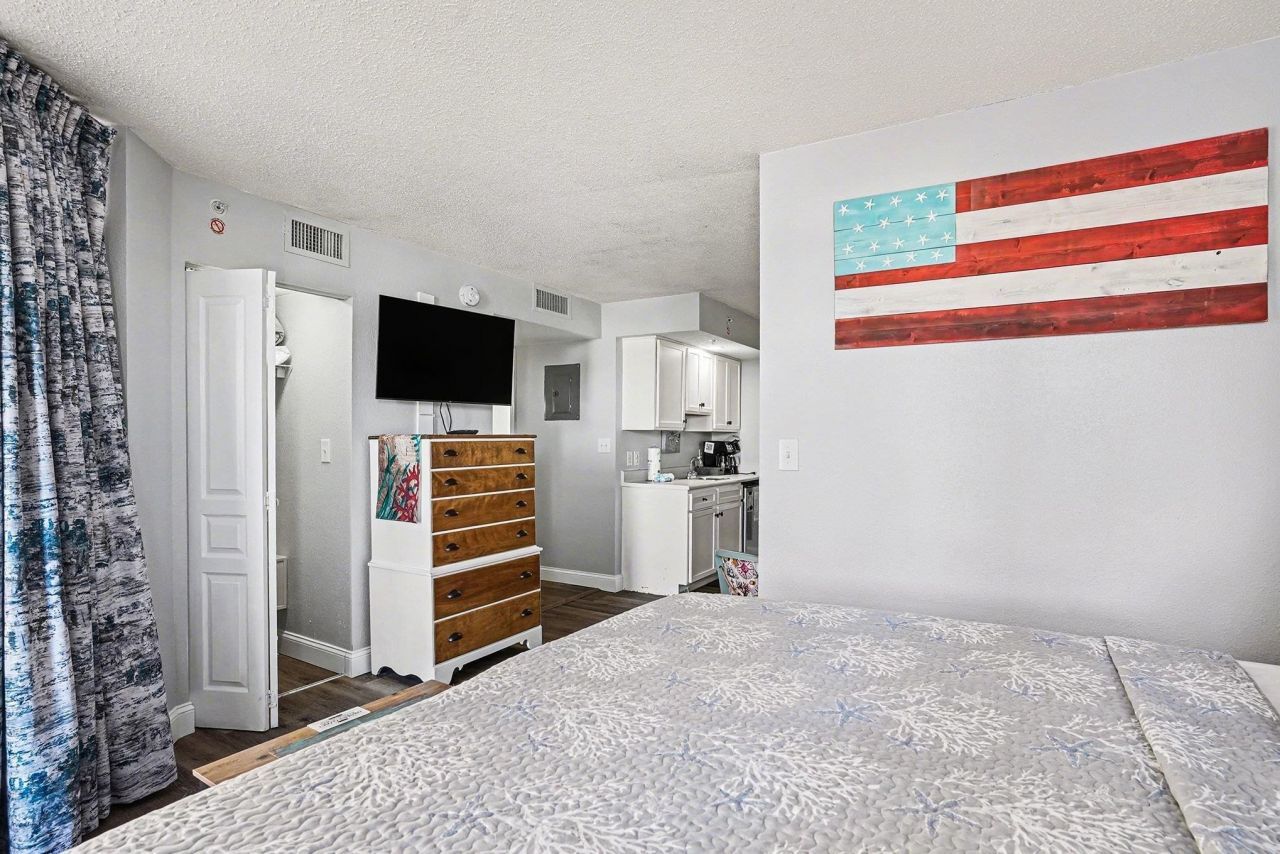 2801 S Ocean Blvd.  Photo 17