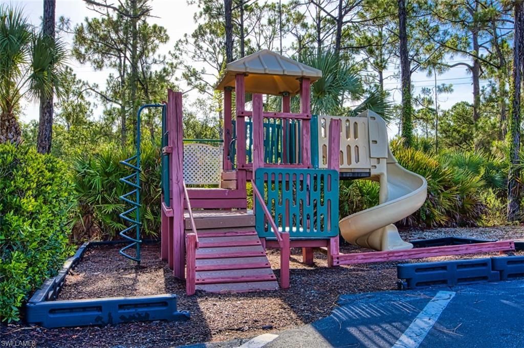 17451 Old Harmony Dr, Unit 102, Fort Myers, FL 33908 Photo