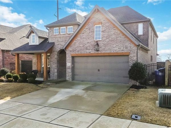 2803 SW Hampton Avenue, Bentonville, AR 72713