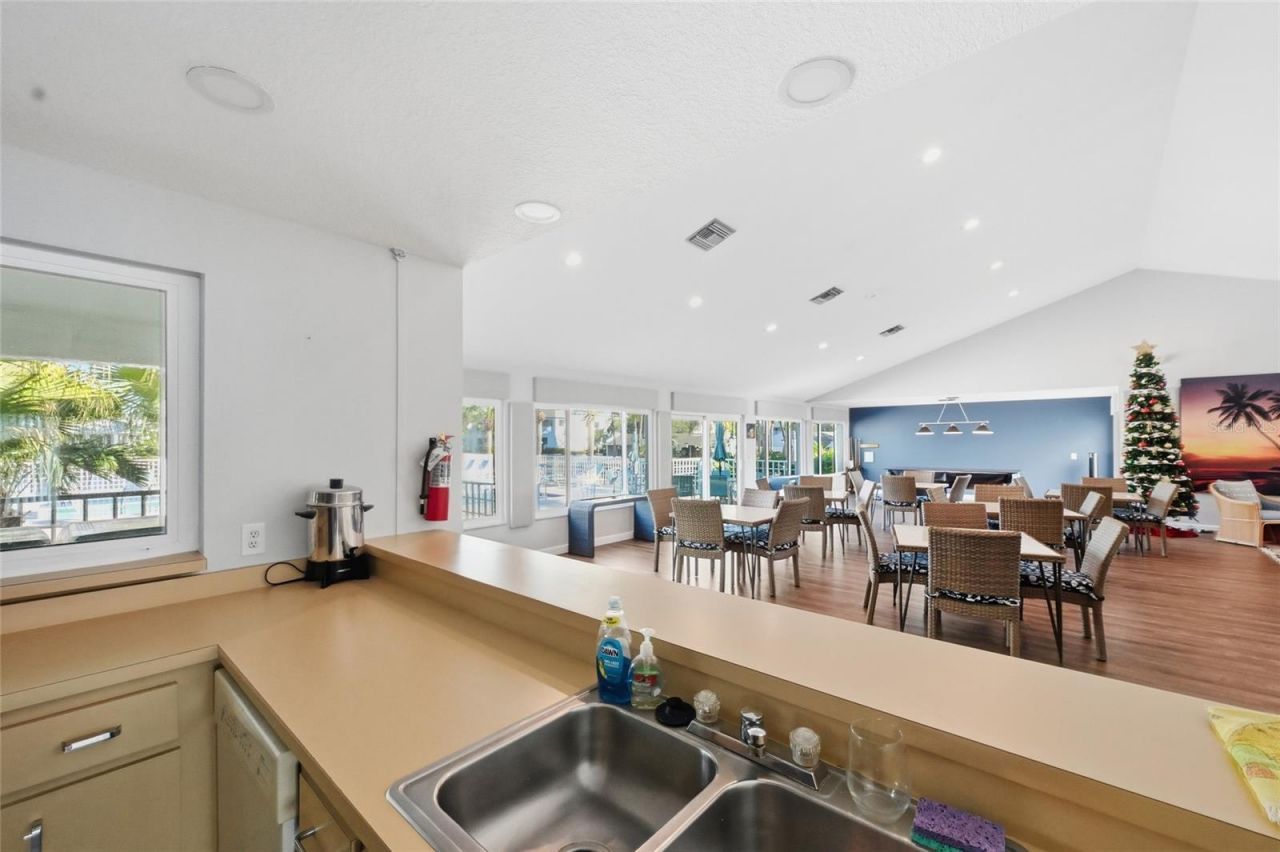 321 108th Street W, Unit 120, Bradenton, FL 34209 Photo