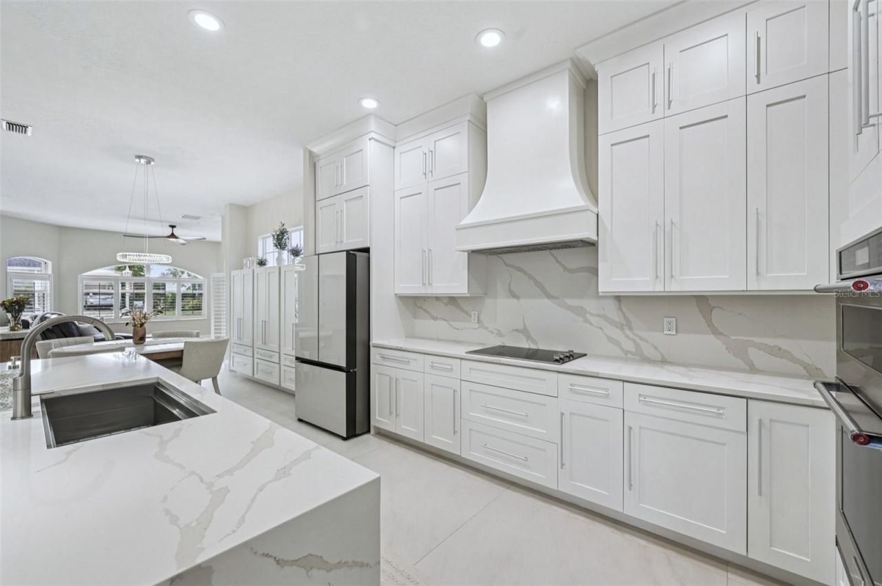 4611 Shark Drive, Bradenton, FL 34208 Photo