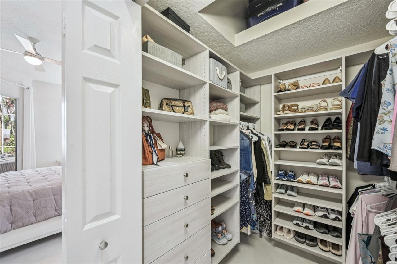 4611 Shark Drive, Bradenton, FL 34208 Photo