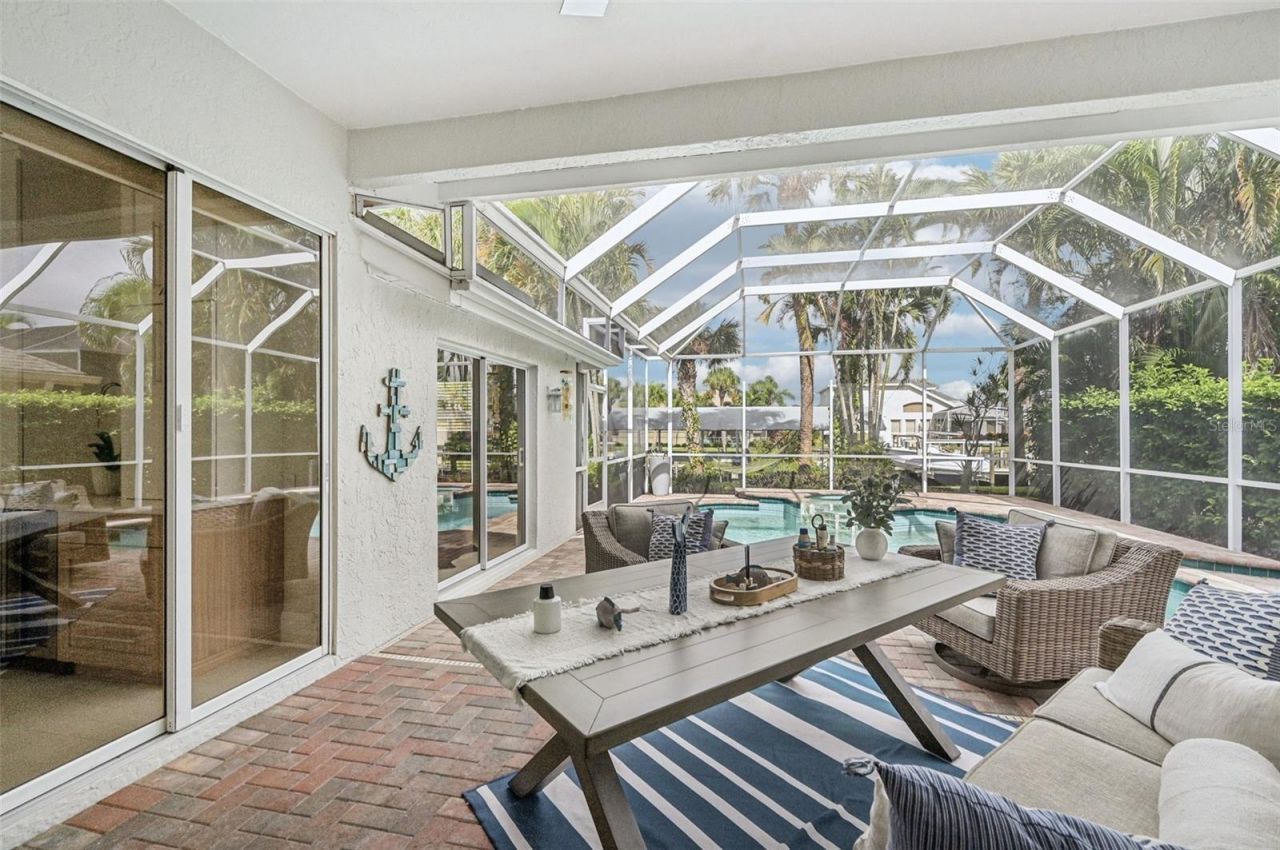 4611 Shark Drive, Bradenton, FL 34208 Photo