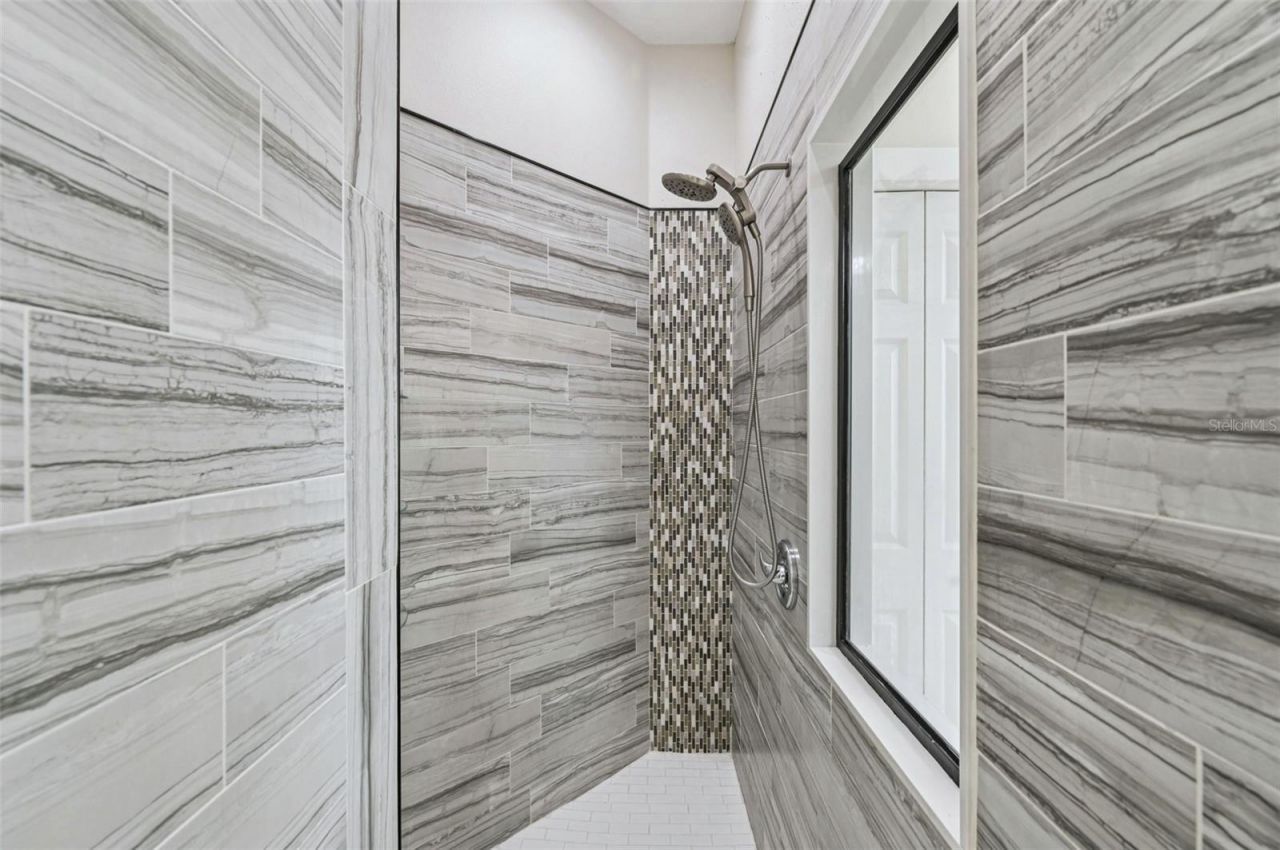 4611 Shark Drive, Bradenton, FL 34208 Photo