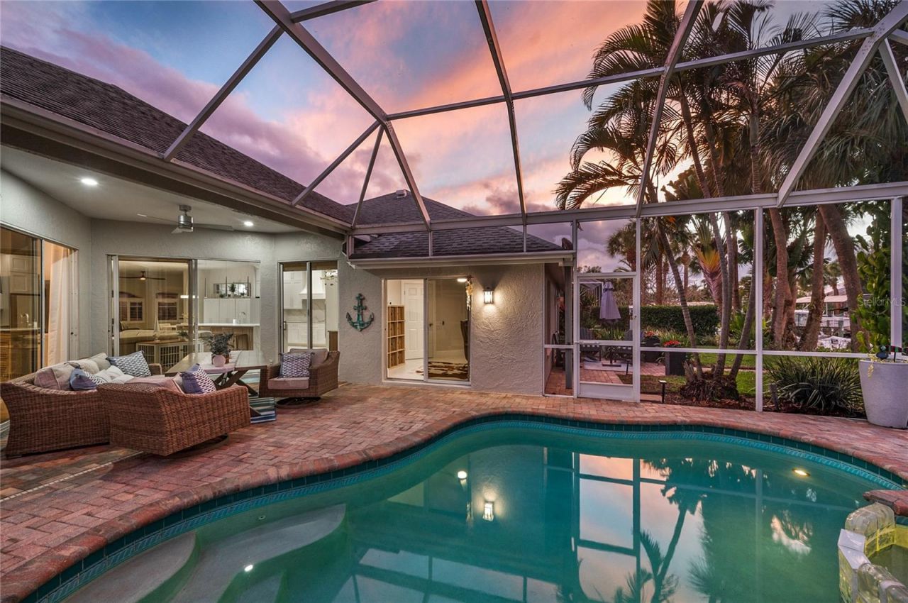 4611 Shark Drive, Bradenton, FL 34208 Photo