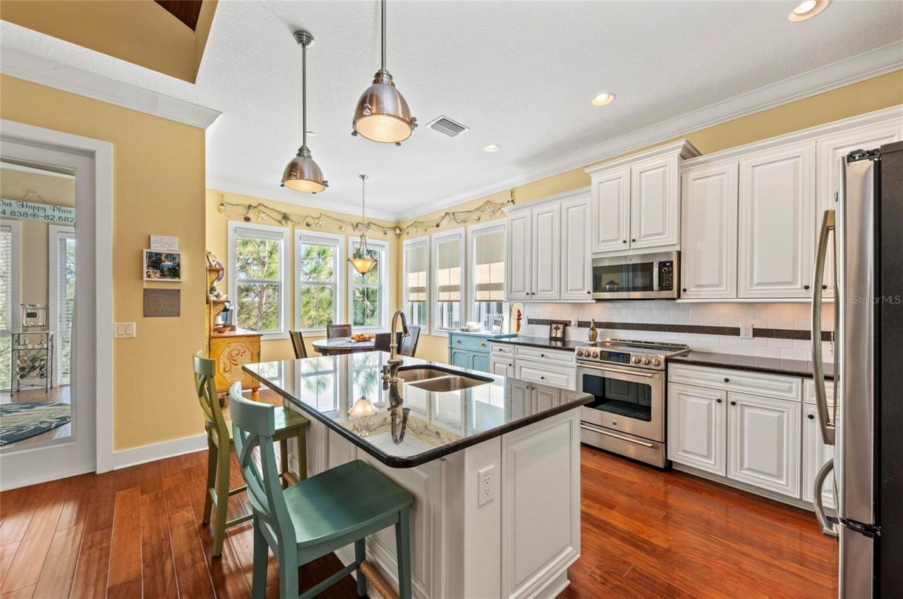 267 Sapphire Lake Drive, Unit 202, Bradenton, FL 34209 Photo