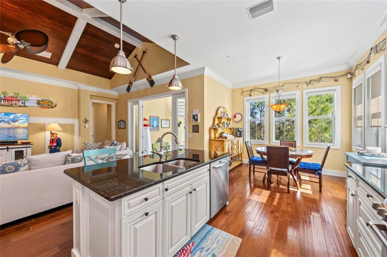 267 Sapphire Lake Drive, Unit 202, Bradenton, FL 34209 Photo