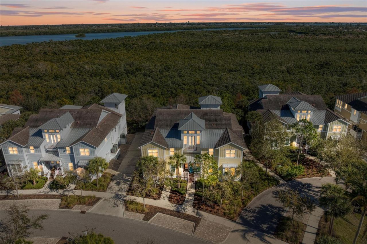 267 Sapphire Lake Drive, Unit 202, Bradenton, FL 34209 Photo