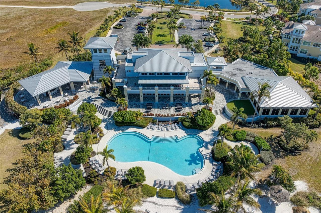 267 Sapphire Lake Drive, Unit 202, Bradenton, FL 34209 Photo