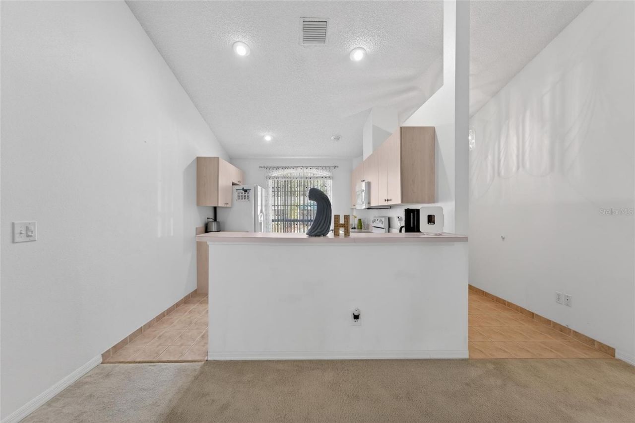 512 Atwood Avenue N, Saint Petersburg, FL 33702 Photo