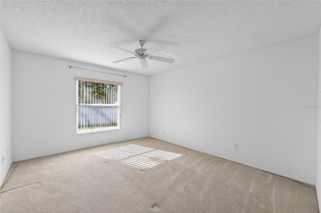 512 Atwood Avenue N, Saint Petersburg, FL 33702 Photo