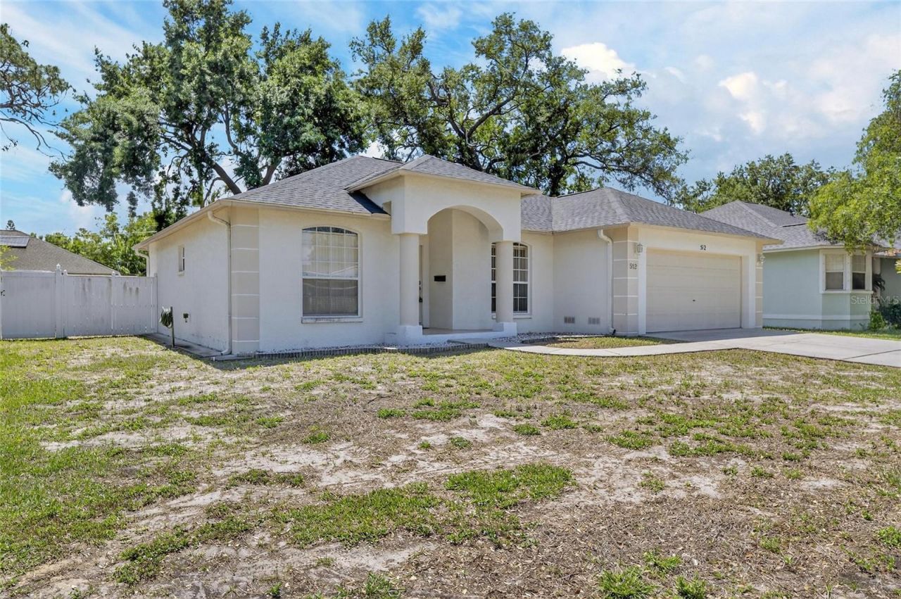 512 Atwood Avenue N, Saint Petersburg, FL 33702 Photo