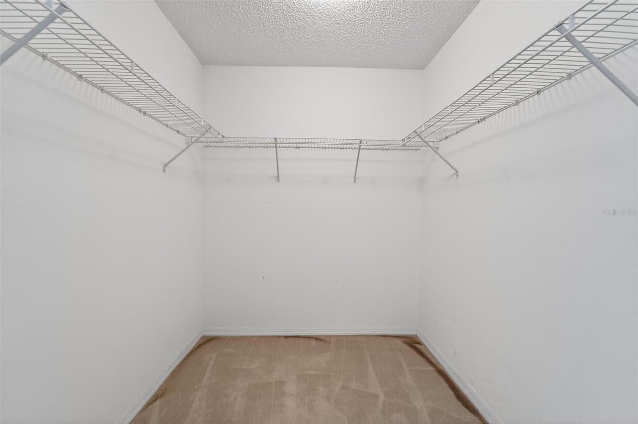 512 Atwood Avenue N, Saint Petersburg, FL 33702 Photo