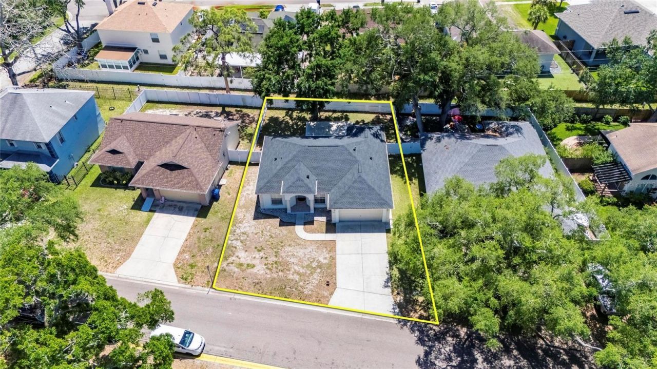 512 Atwood Avenue N, Saint Petersburg, FL 33702 Photo