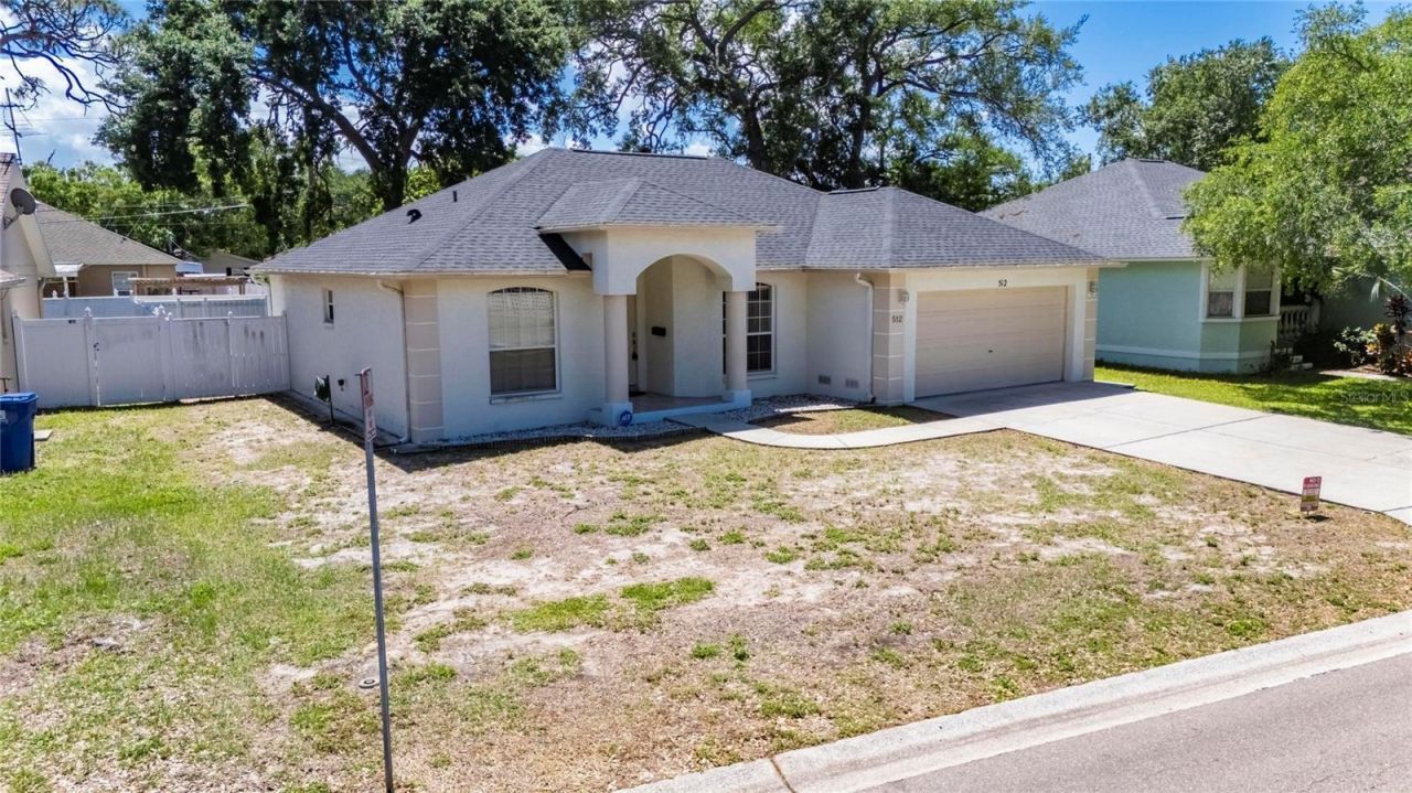 512 Atwood Avenue N, Saint Petersburg, FL 33702 Photo