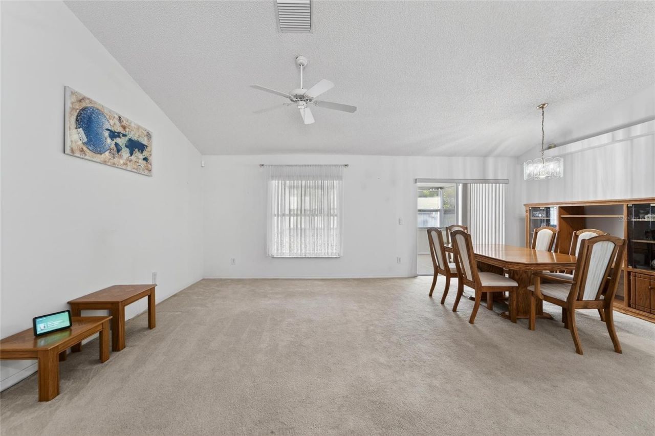 512 Atwood Avenue N, Saint Petersburg, FL 33702 Photo