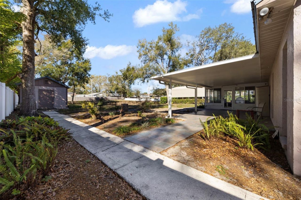 402 Wedgefield Place, Brandon, FL 33510 Photo